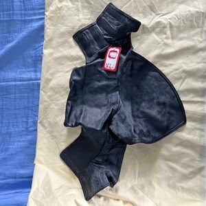 SCARF/NECK WARMER, LEATHER WITH SOFT FLEECE INSIDE, VELCRO CLOSURE,